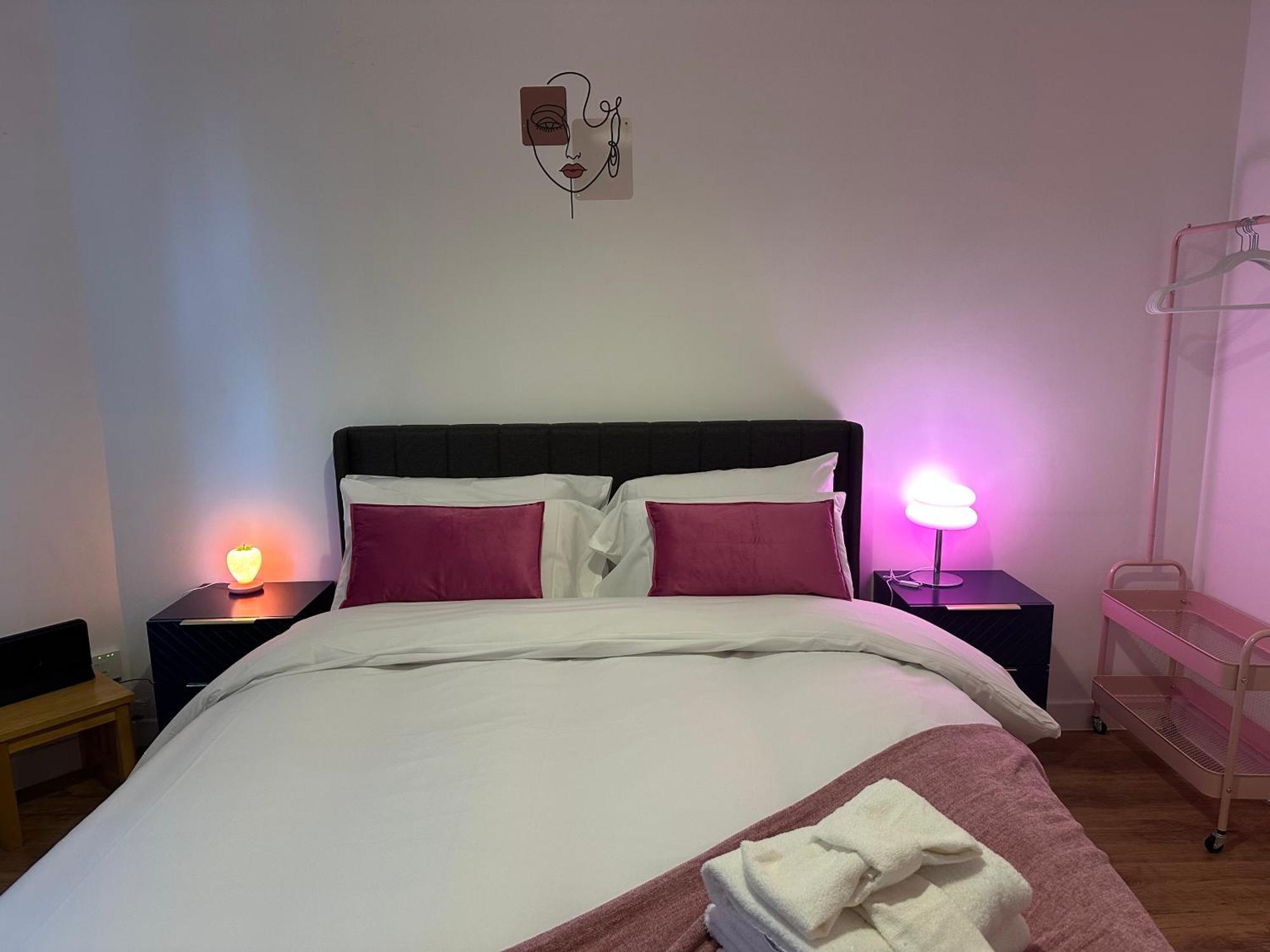 Apartment Private Main Door Two Bedrooms Apartment Edinburgh