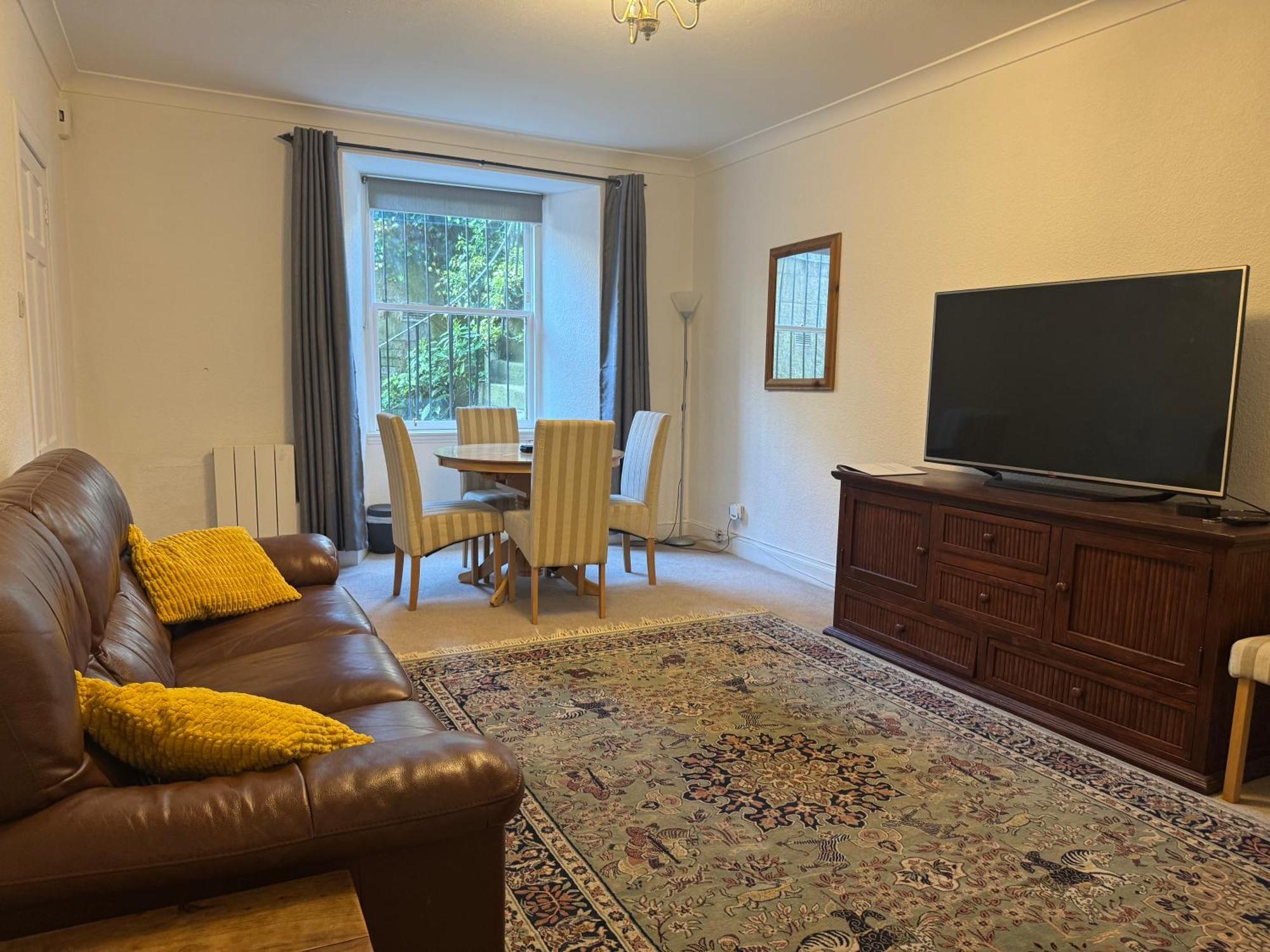 Apartment Lovely In Excellent Centre Location Edinburgh