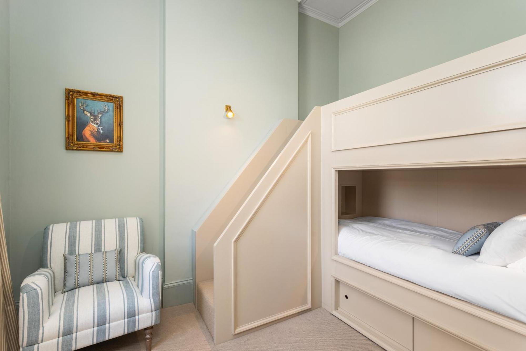 The Townhouse, Leith
