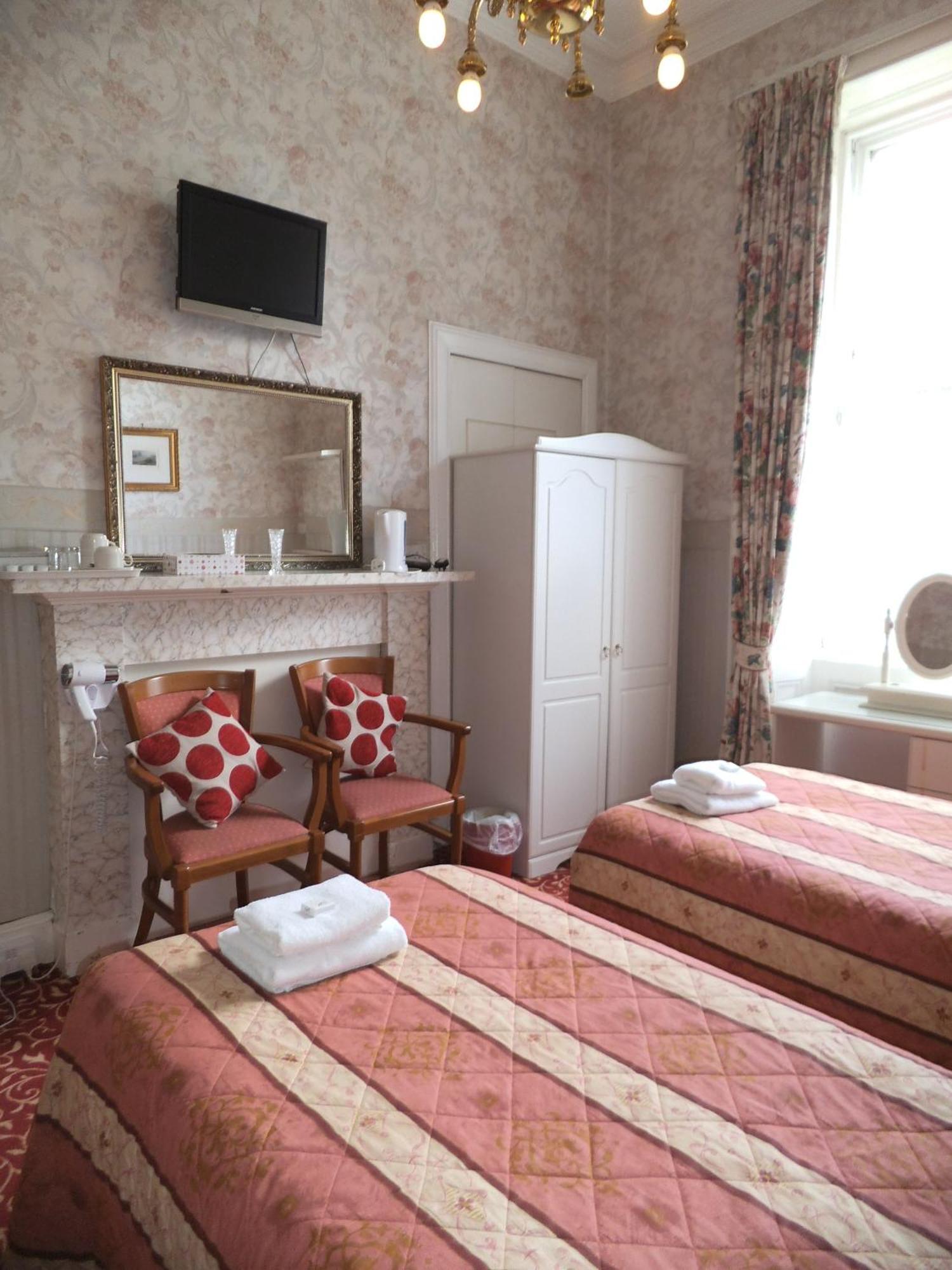 Guest house Menzies 3*