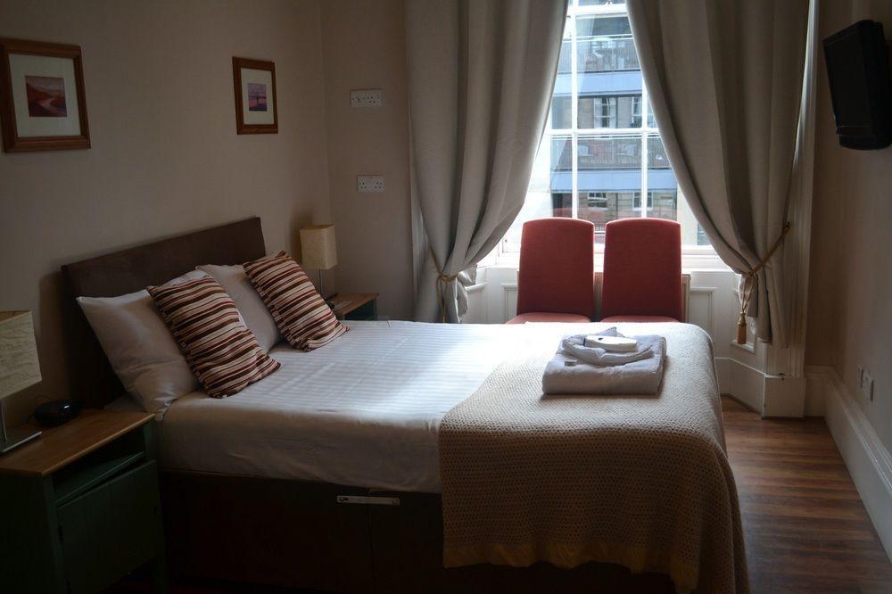 Dene Guest House, New Town Gasthof 3*