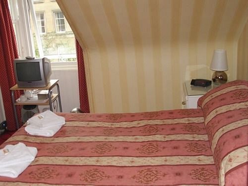 Guest house Menzies 3*