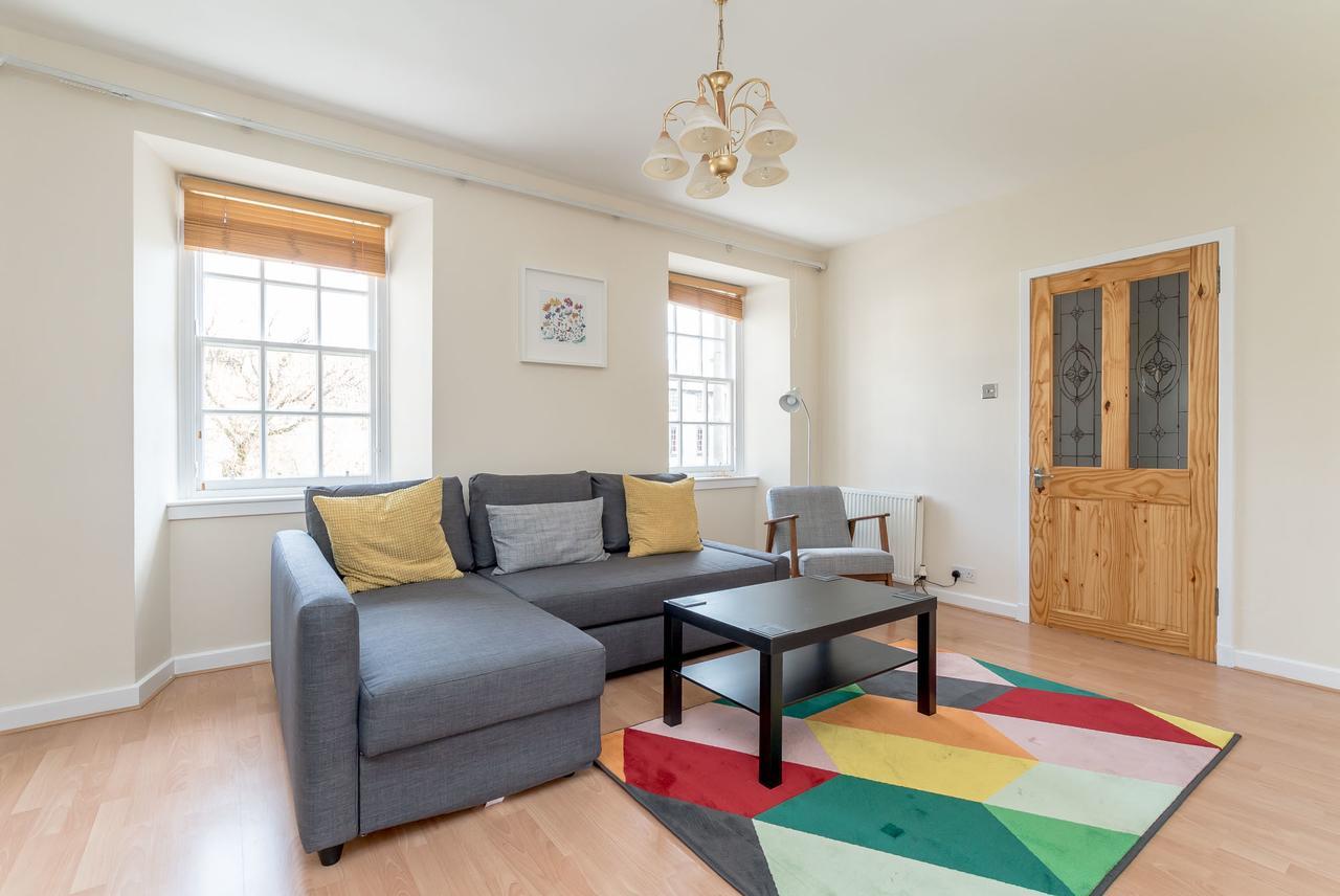 Apartment Near The Royal Mile *
