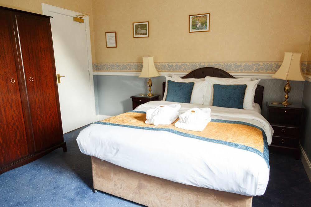 Gasthuis West End 4*