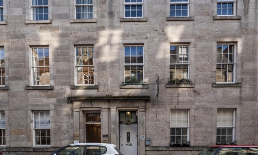 Edinburgh Central Rooms 3*