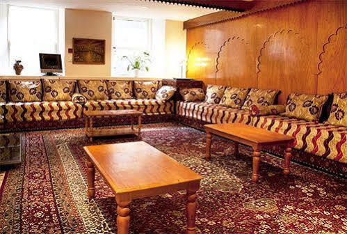 Guest house Atlas