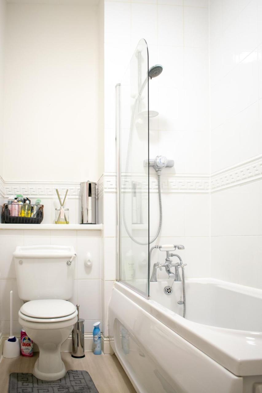 Beautifully Renovated -central Appartement