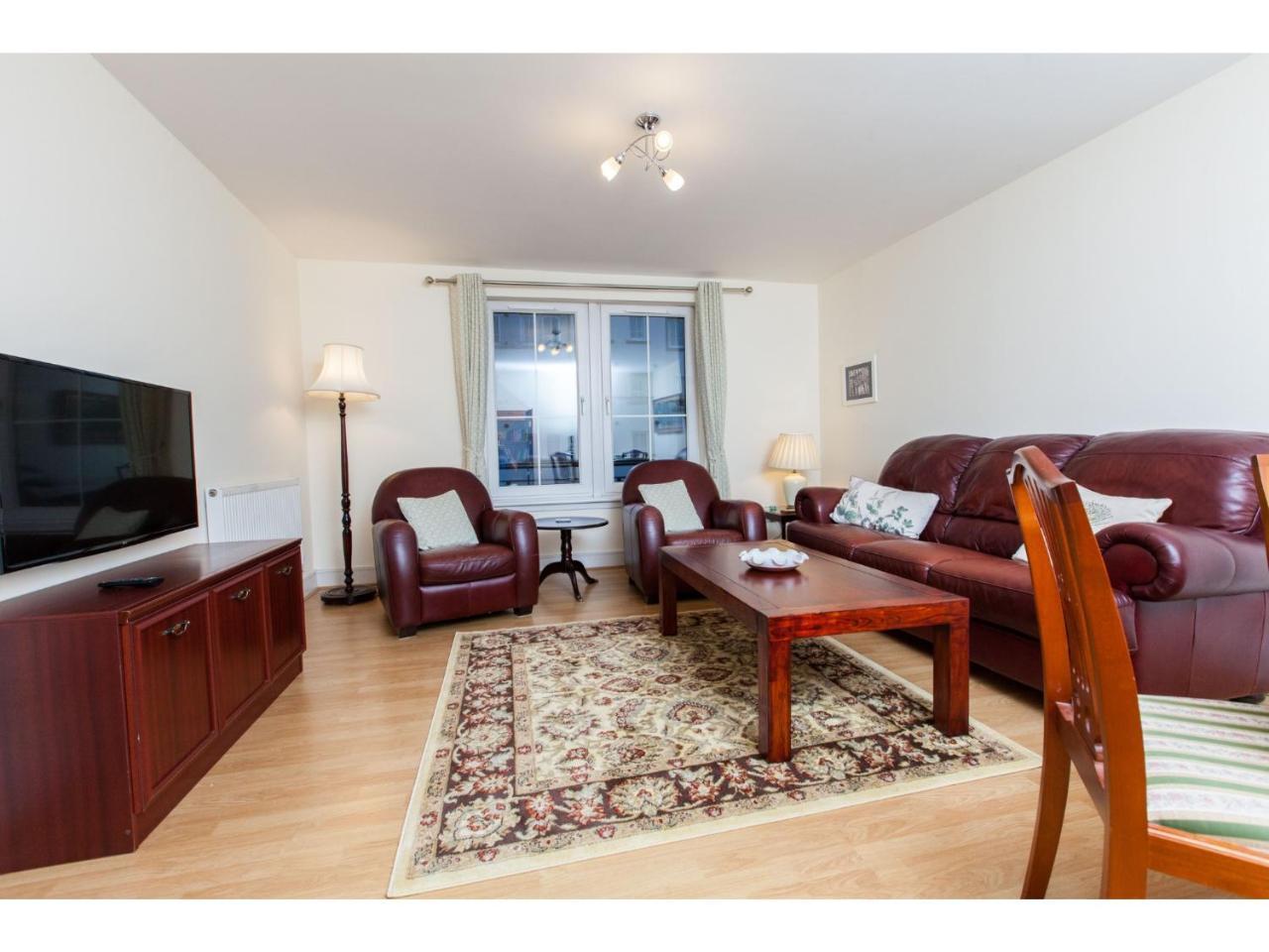 Spacious, Central Appartement
