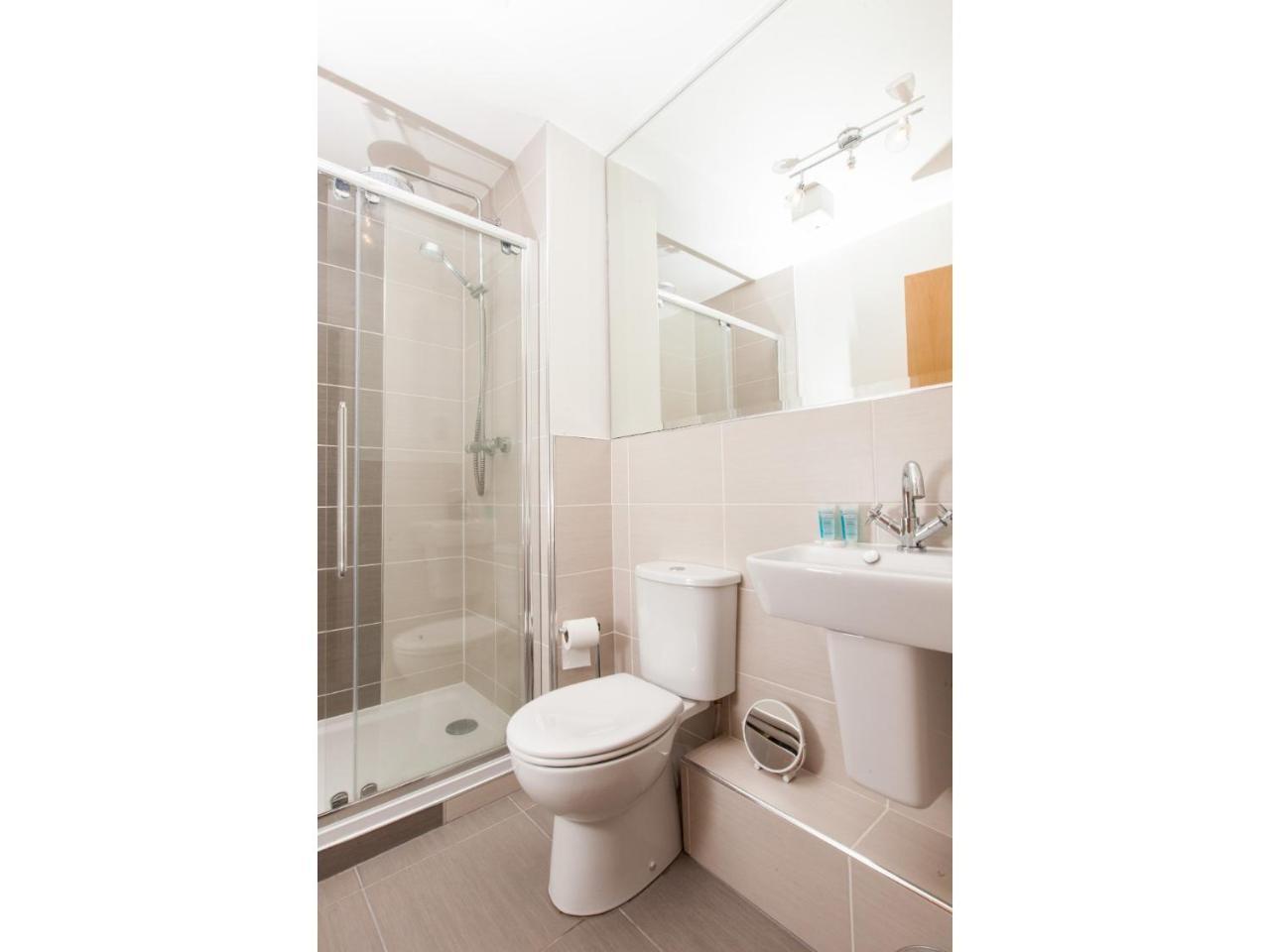 Spacious, Central Appartement *