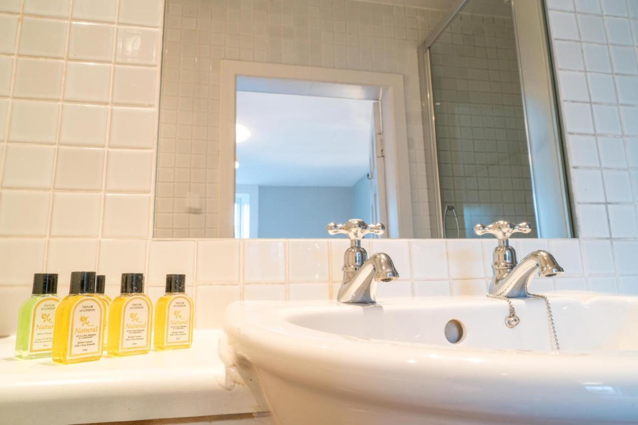 Queen St: Superb Penthouse Flat W/roof Terrace Apartment *