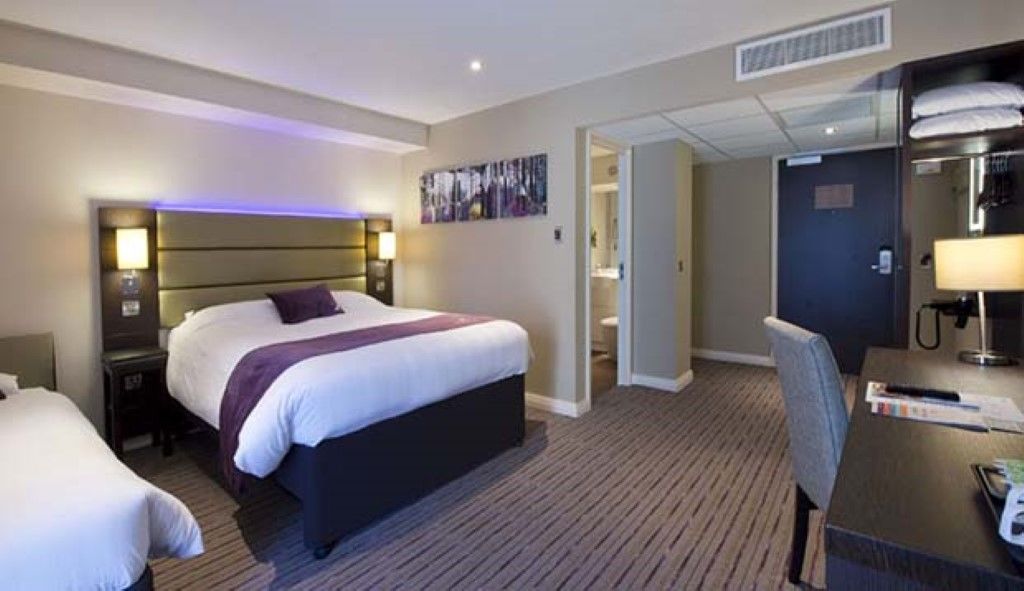 Premier Centre Hotel