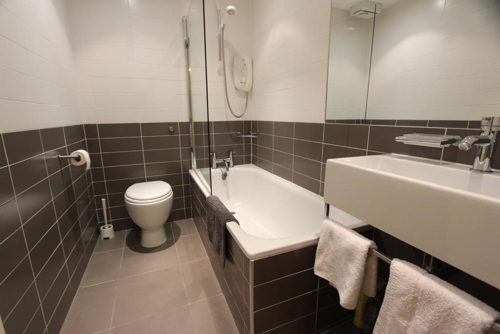 Apartment 3 New Assembly Close - Royal Mile
