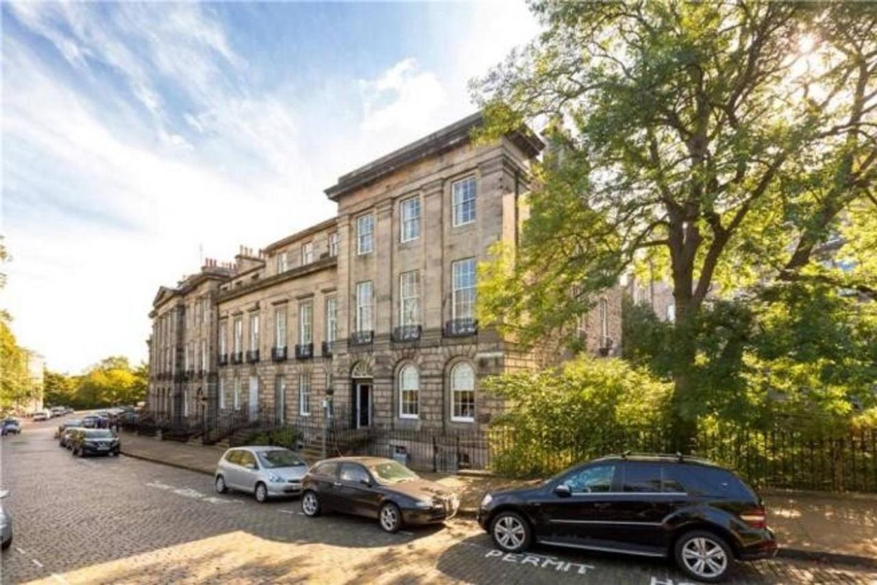 Joivy Spacious In New Town Prime Location * Edinburgh