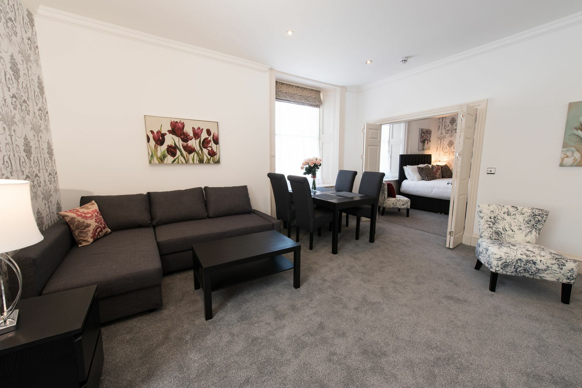 Royal Princes Apartment Edinburgh