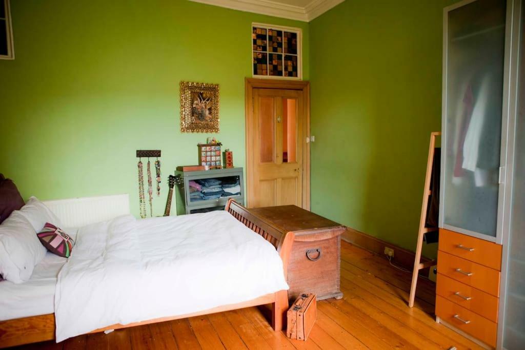 Epicurean Clerk Apartment *