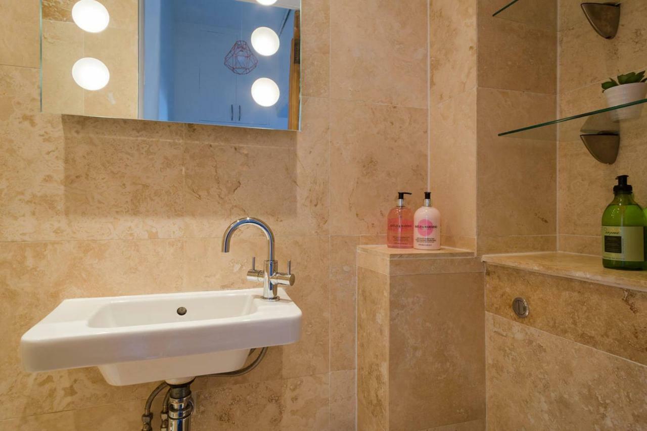 Historic 1890s Turned Relaxing Retreat Appartement *