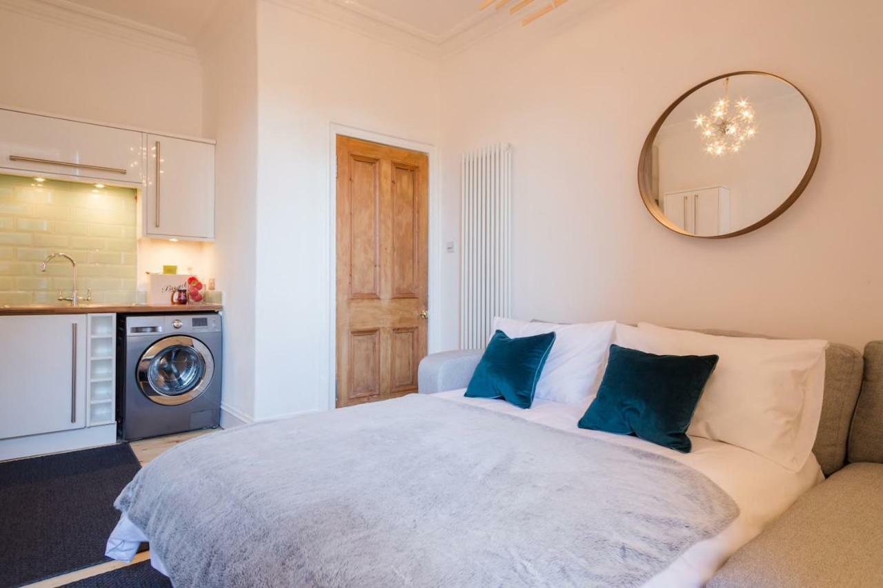 Historic 1890s Turned Relaxing Retreat Appartement *