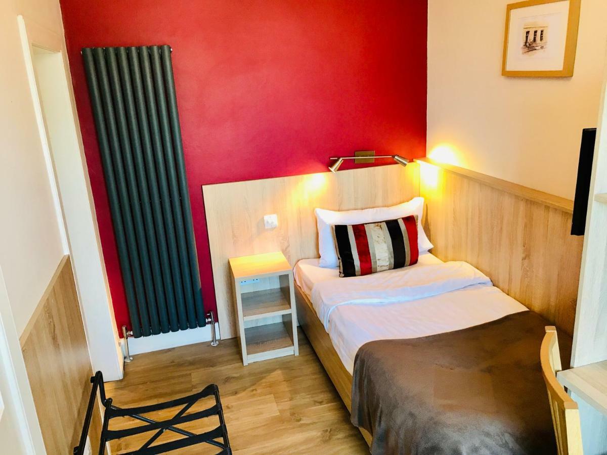 Gasthof Dene Guest House, New Town