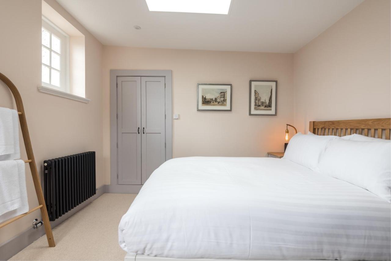 Amazing Penthouse, Stunning Views, Castle 2 Mins Apartment