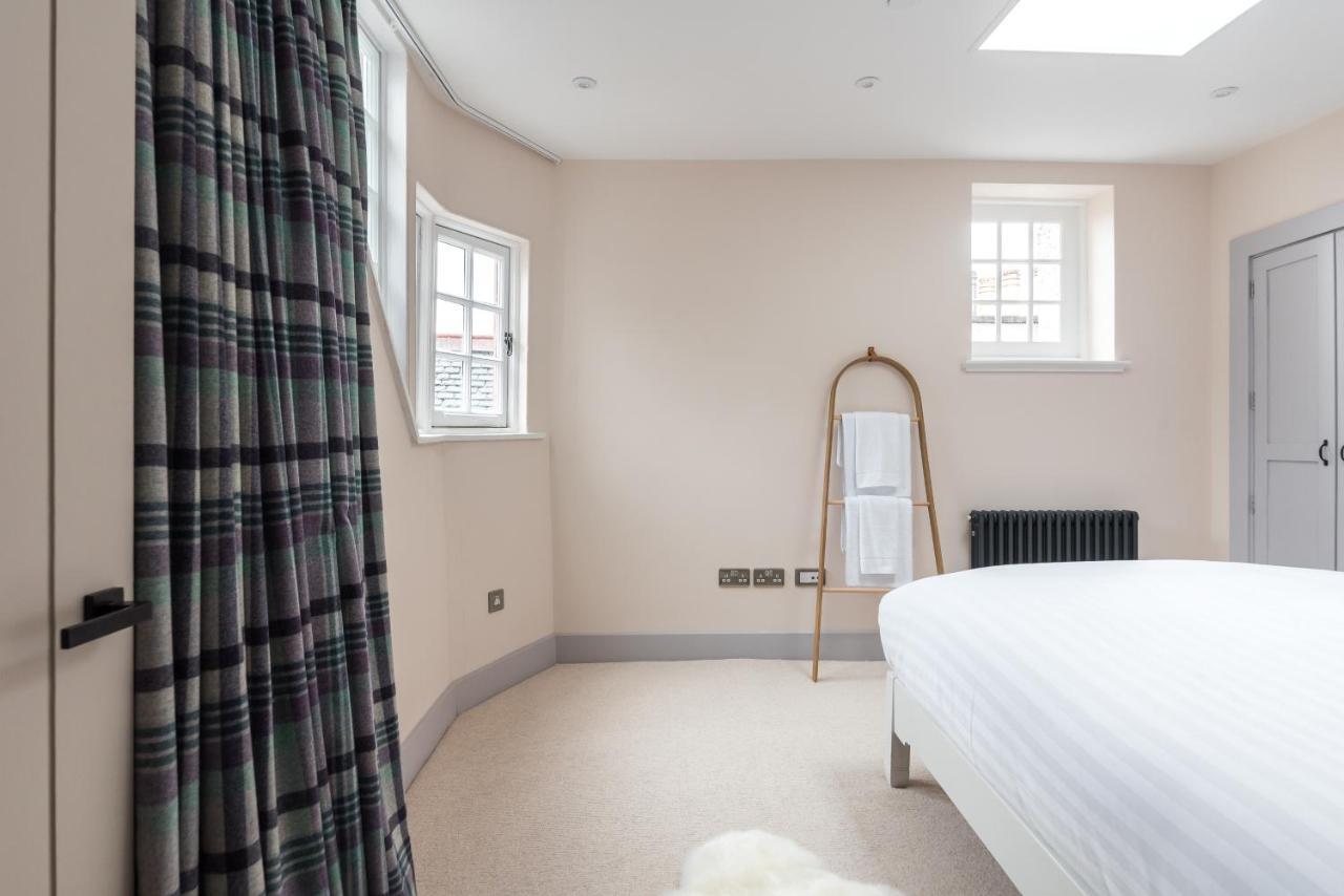 Amazing Penthouse, Stunning Views, Castle 2 Mins *