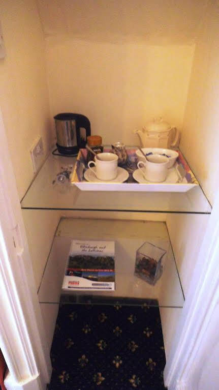 Alexander Guest house Edinburgh