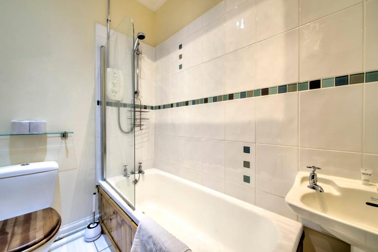 Central Location! 2bdr Flat In Haymarket * EDI
