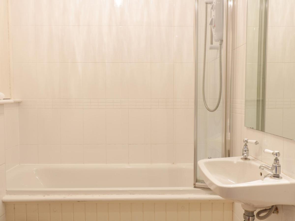 3 Lynedoch Place Apartment *
