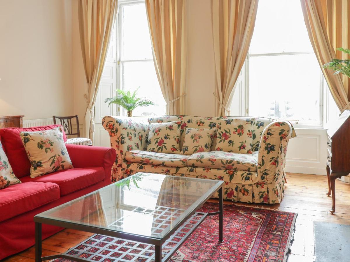 3 Lynedoch Place Apartment Edinburgh