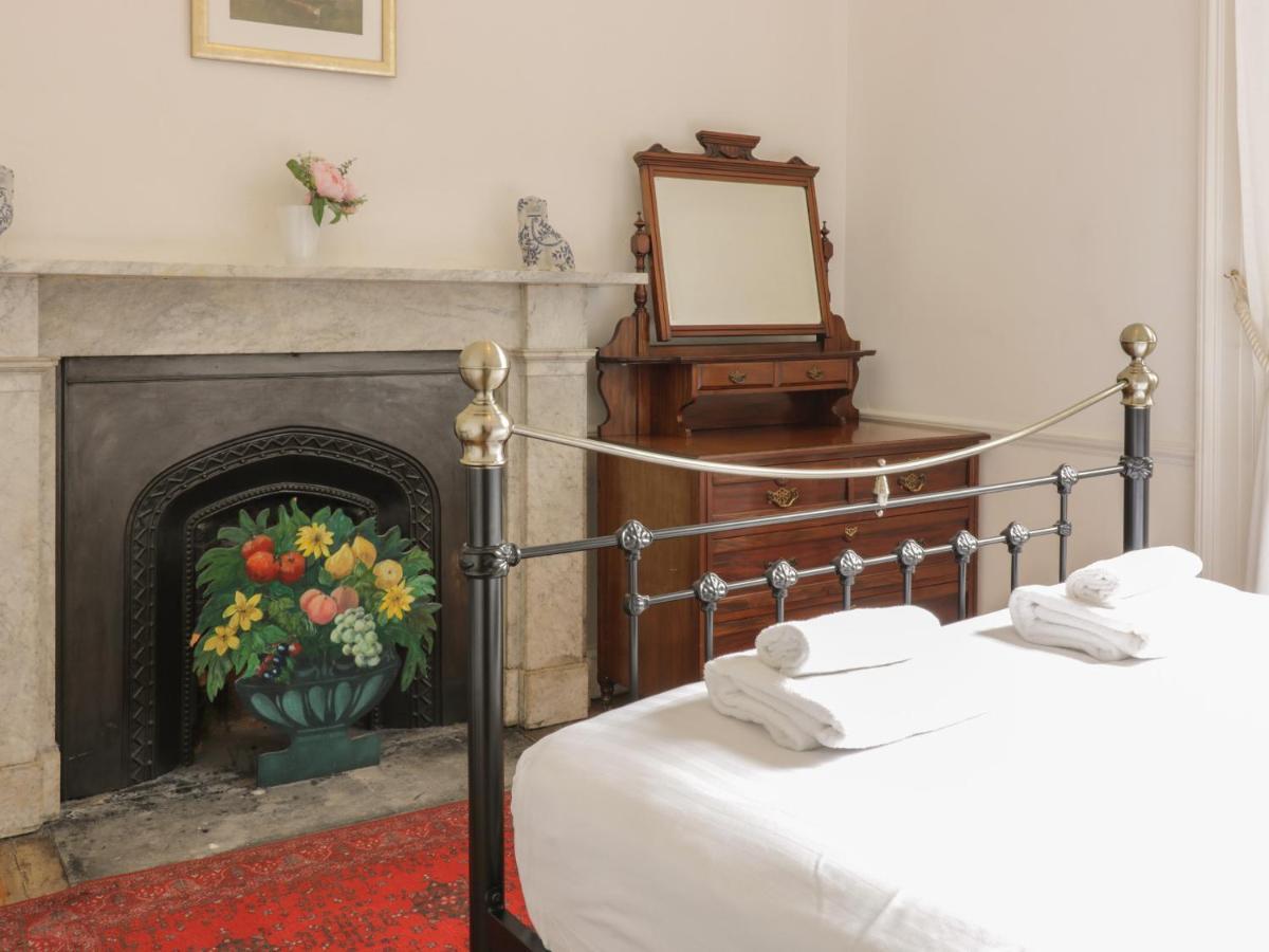 3 Lynedoch Place Apartment Edinburgh